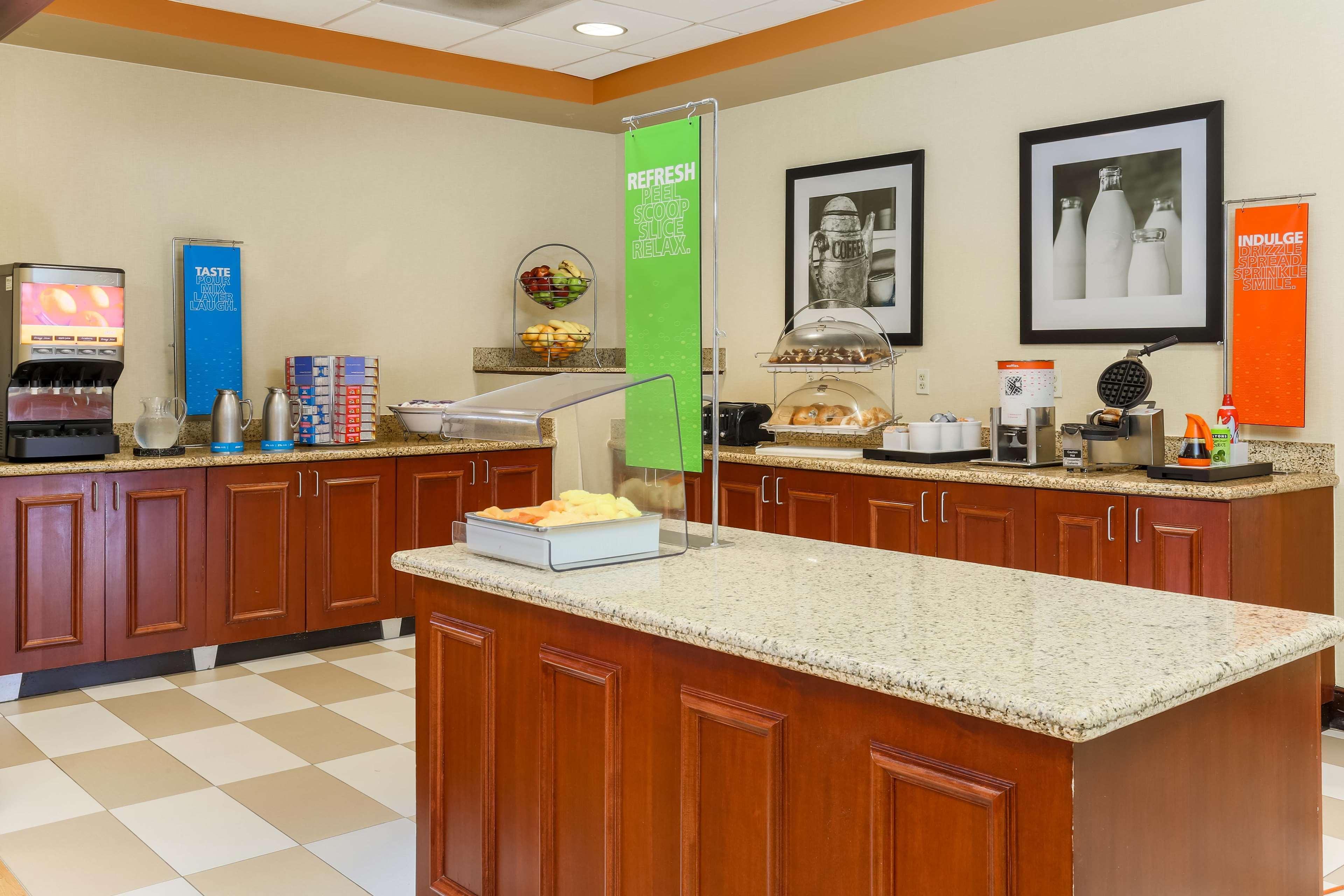 Hampton Inn Nanuet Exterior foto